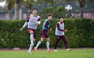 杏彩体育-NBA火箭队最新赛季阵容及未来发展趋势分析