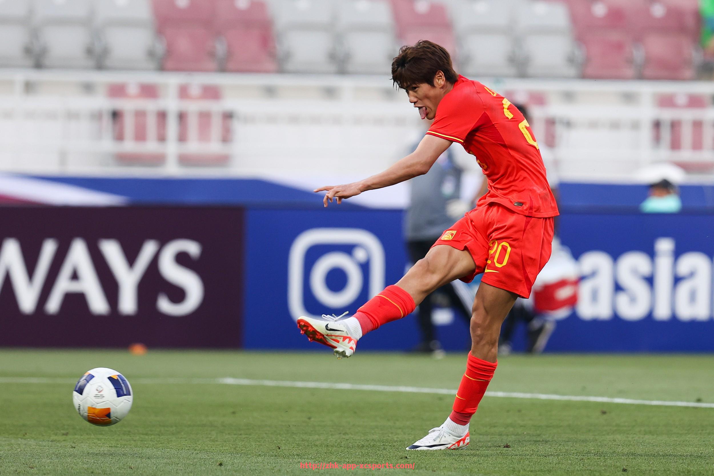 杏彩体育-上身健身器材怎么用?体育力量训练动作详解